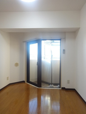 【居間・リビング】 | サンテミリオン上井草