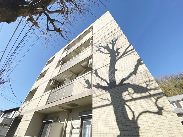 イル デュ ボヌールの外観