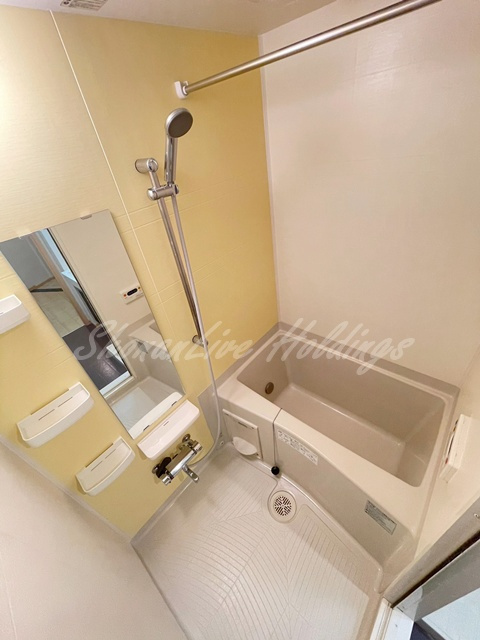 イル デュ ボヌールの浴室|浴室乾燥機付き♪