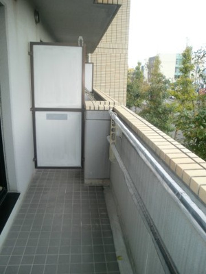 【バルコニー】 | ユトリロつつじが丘２