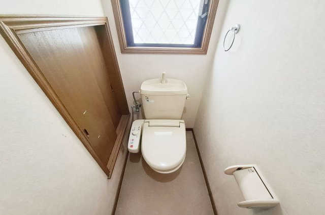 泉大津市下条町のトイレ|1Fトイレ