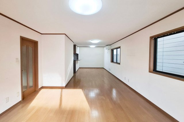 泉大津市下条町の居間・リビング|LDK