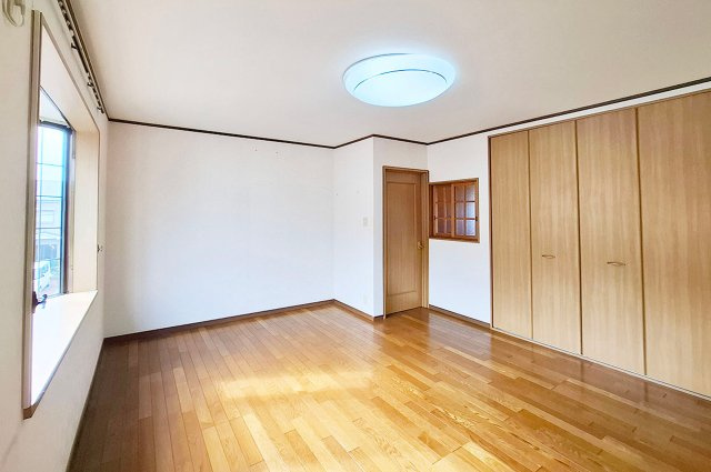 岸和田市南上町1丁目の子供部屋|洋室3