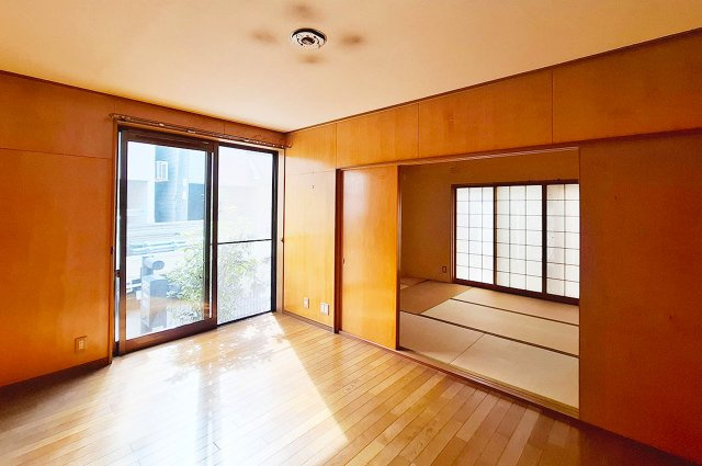 岸和田市南上町1丁目の洋室|洋室1+和室