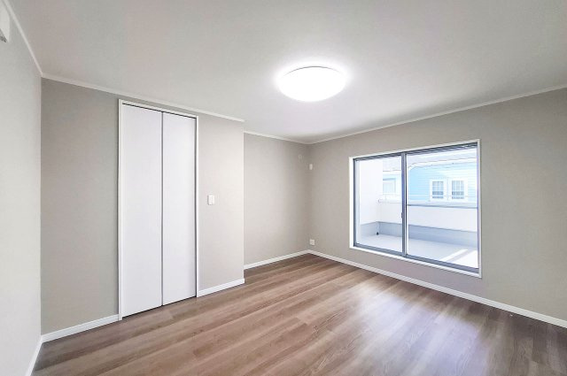 岸和田市藤井町２丁目の洋室|洋室1