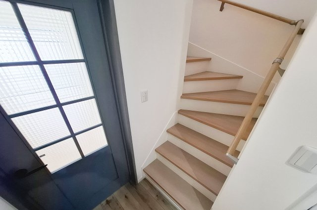 岸和田市藤井町２丁目の内装|階段