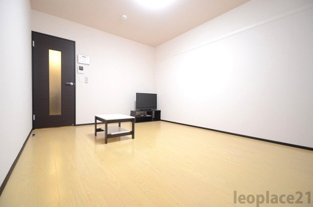 【居間・リビング】 | クレイノミソラ | 設備・仕様は号室により異なる為、現況を優先致します。