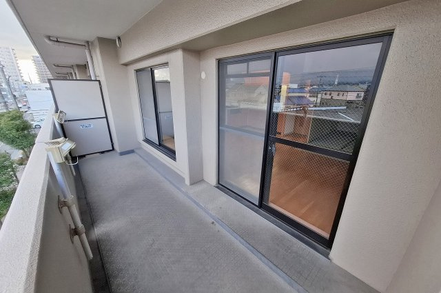 プリグレイス岸和田のバルコニー|バルコニー