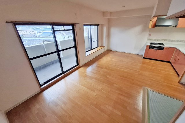 プリグレイス岸和田の居間・リビング|LDK