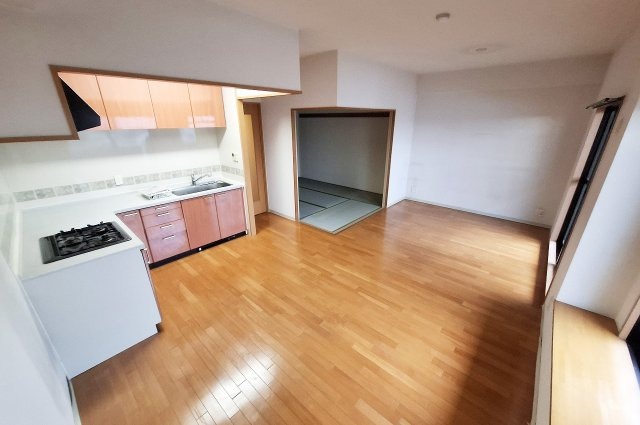 プリグレイス岸和田の内装|LDK