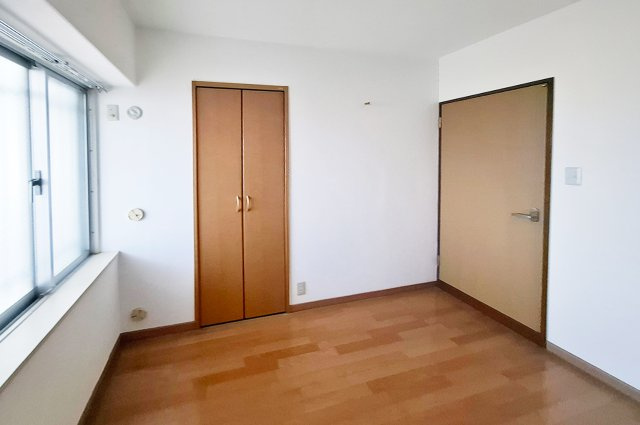 レックスガーデン岸和田の子供部屋|洋室2