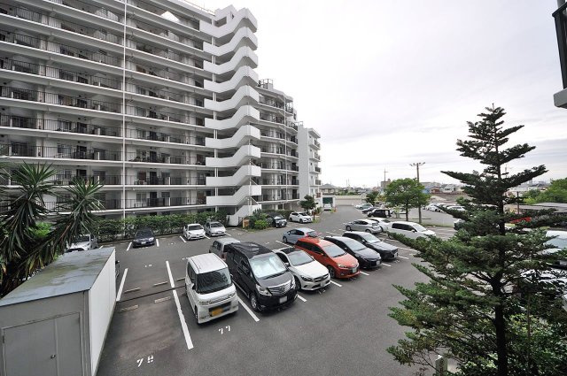 レックスガーデン岸和田の駐車場|駐車場