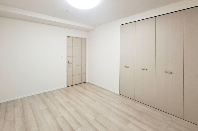 ファミールアクシス泉佐野の洋室|洋室2