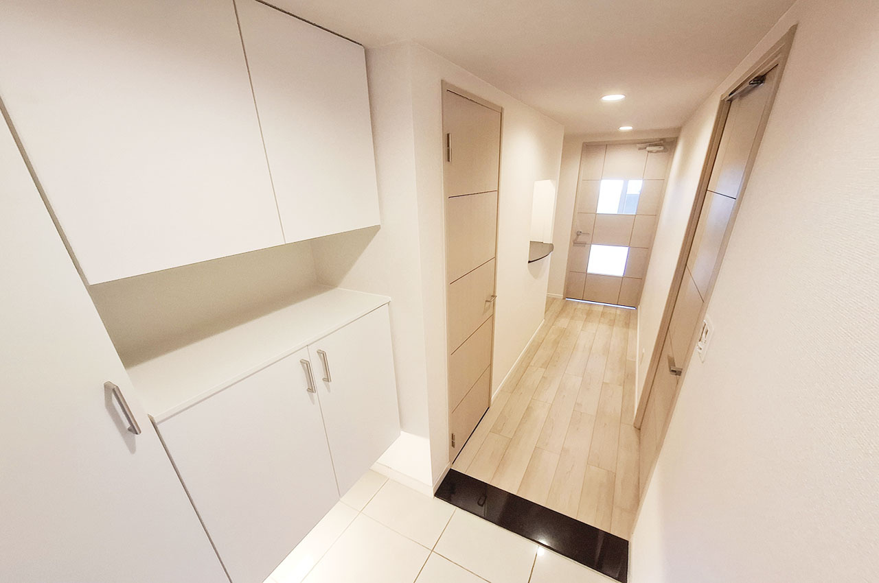 ファミールアクシス泉佐野の玄関|玄関