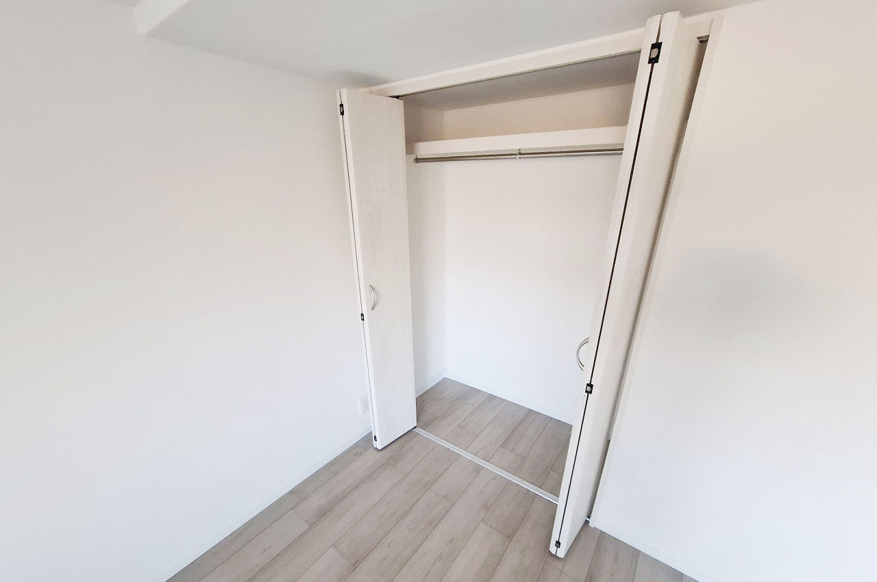 朝日プラザシティ・サザンパーク四番街の収納|洋室1の物入