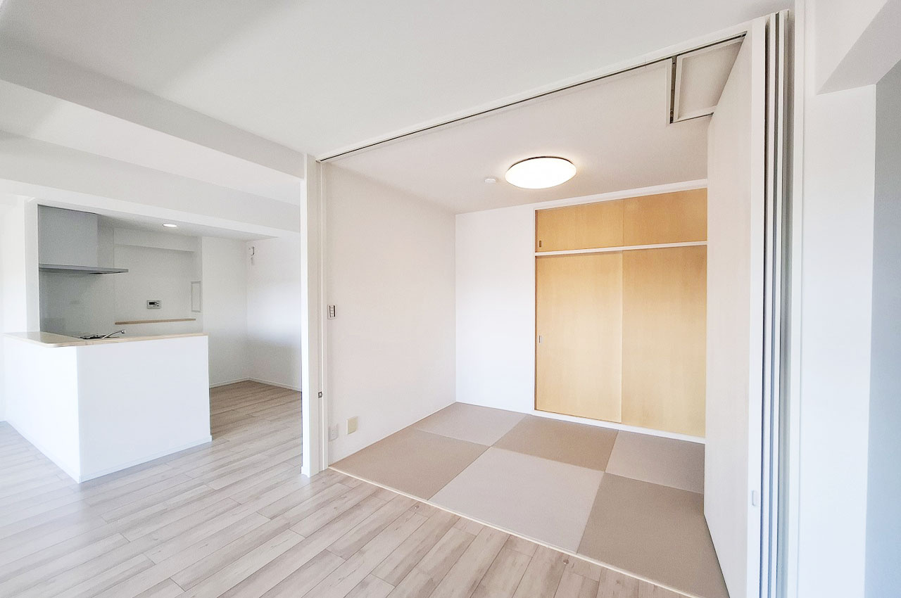 朝日プラザシティ・サザンパーク四番街の内装|お子様の遊び場やお昼寝スペースとしても活用できるタタミコーナー