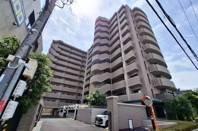 ルネ泉大津ロイヤルコートの外観|外はこのようになっています