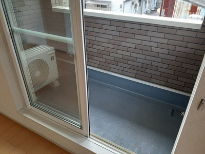 【バルコニー】 | カーサ・カルムⅡ