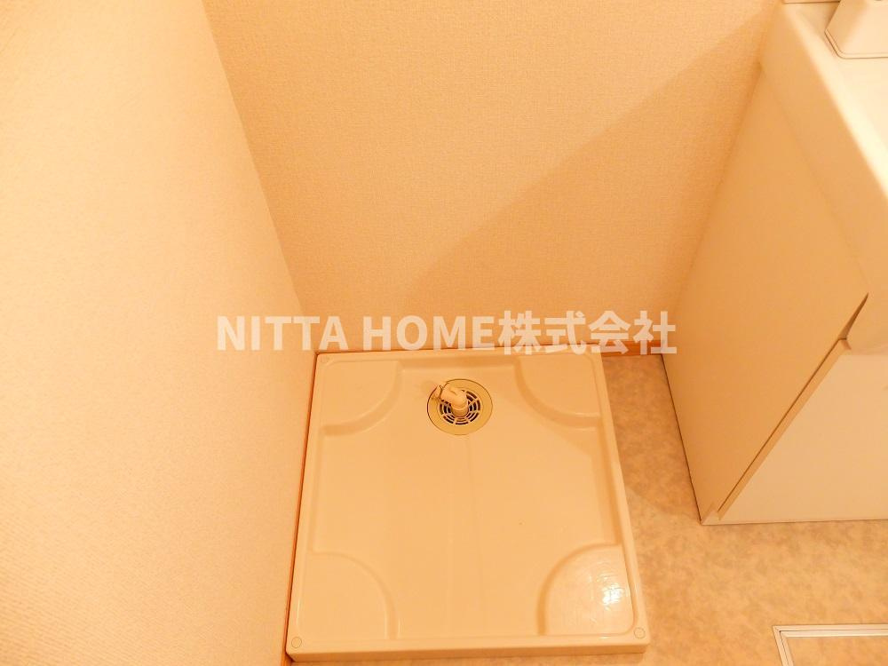レーブプレミールⅠ番館の設備|便利な室内洗濯機置場＊