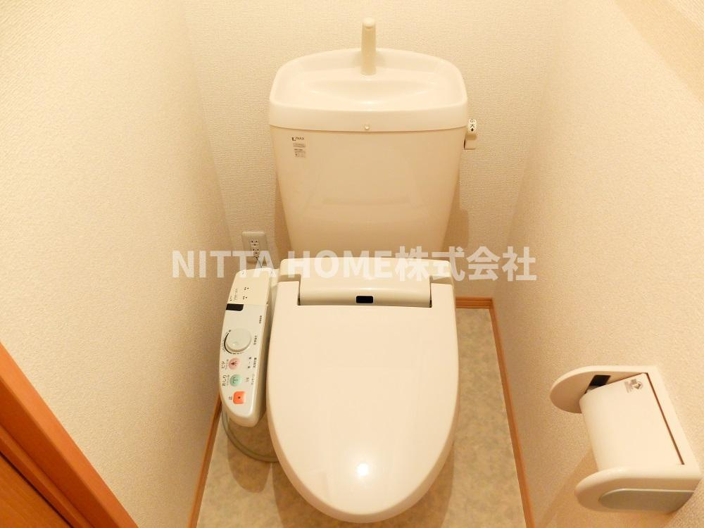 レーブプレミールⅠ番館のトイレ|ウォシュレット付きのトイレです！！