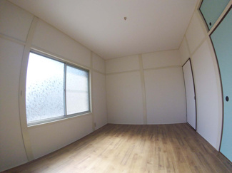 【洋室】 | 花屋敷荘園戸建