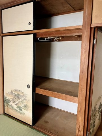 園生町戸建の収納