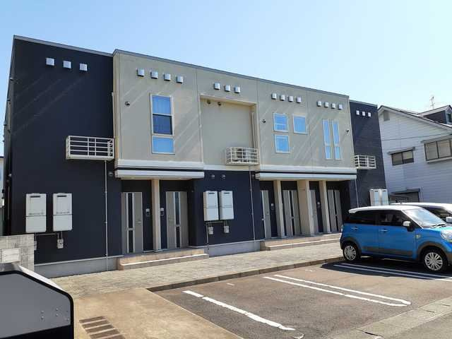 カ－サ　セラフィ－ノ