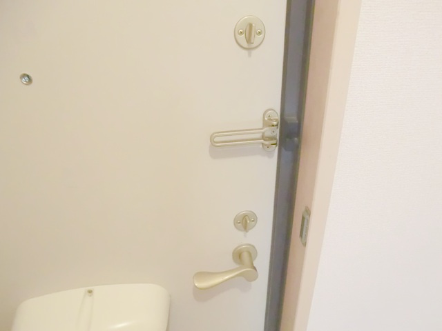 マリーコートの玄関|ダブルロックで安心です♫