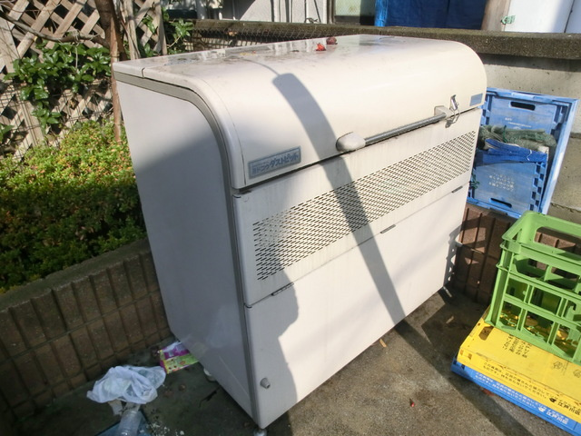 マリーコートのその他共用部分|便利な敷地内ゴミ置き場。