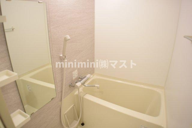 S-RESIDENCE難波Brillerの浴室