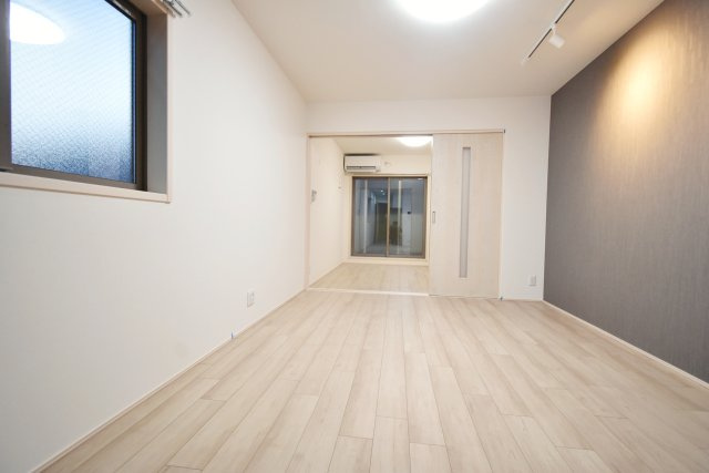 フジパレス西宮春風公園Ⅰ番館の居間・リビング