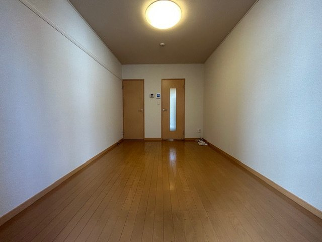 レオパレスサクセスファクターの居間・リビング