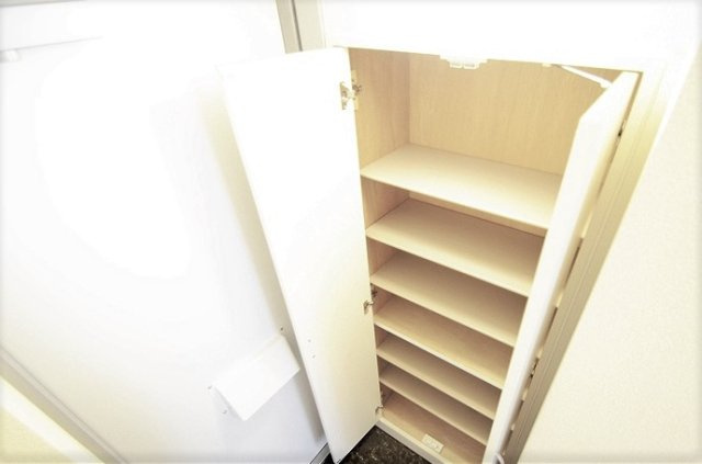 レオパレスアビタシオンⅡの玄関