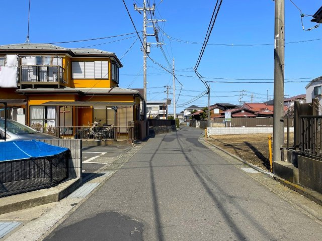 【前面道路含む現地写真】 | ◇◆寒川町小谷1丁目 売地 全2区画【NO,2】◆◇ | 西側約4.2m道路に面しています。