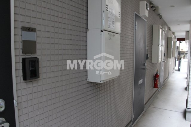 シャンブル東新宿の設備|消火器付