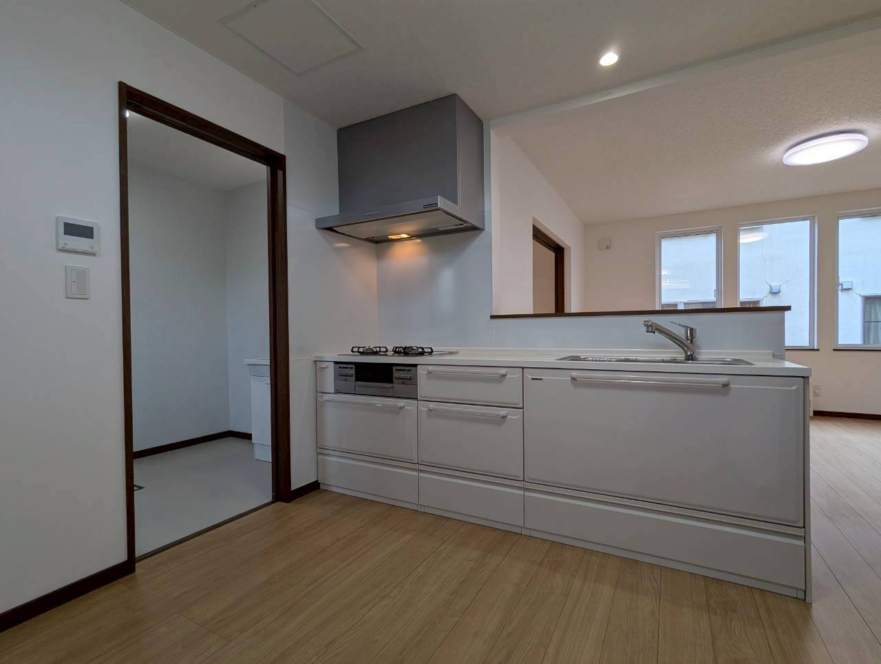 【オープンハウス開催！！3月7日・8日の2日間！】釧路町若葉4丁目　フルリノベーション済中古住宅の洋室