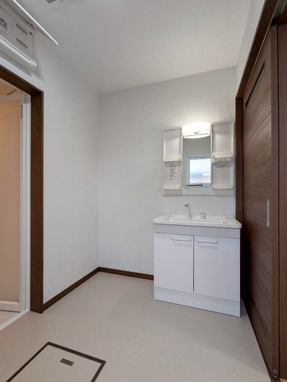 【オープンハウス開催！！3月7日・8日の2日間！】釧路町若葉4丁目　フルリノベーション済中古住宅のトイレ