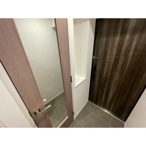 大和市桜森２丁目の賃貸マンションの玄関