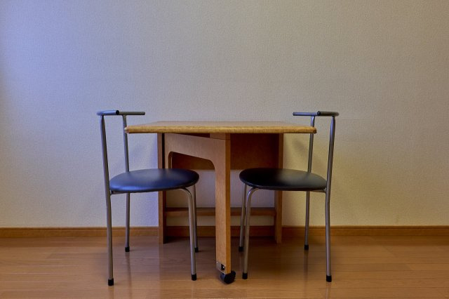 レオパレスメスタージャのその他|テーブル、椅子