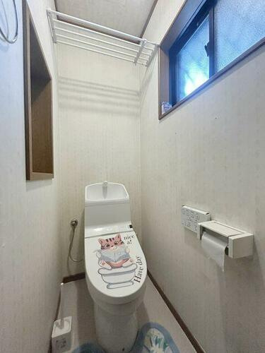 南寺方東通1丁目　中古一戸建てのトイレ|温水洗浄便座付き
■物件内覧・資金計画相談・住宅ローン相談、リフォーム相談、お問合せ受付中■
※当日・翌日のご内覧、ご相談はお電話でのお問合せがスムーズです！