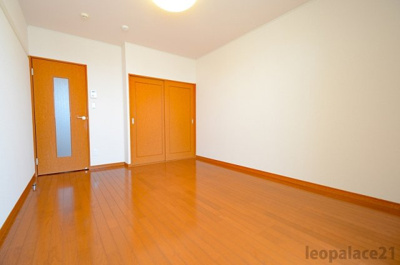 【寝室】 | レオパレス石津西 | 広々としたお部屋♪