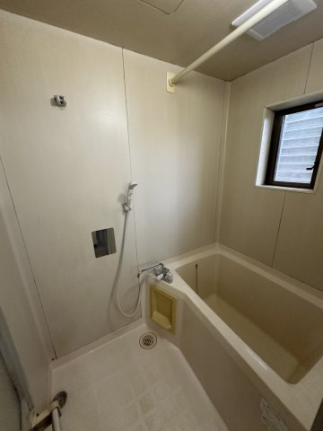 ヴェッセル三ツ沢の浴室|別部屋写真参考