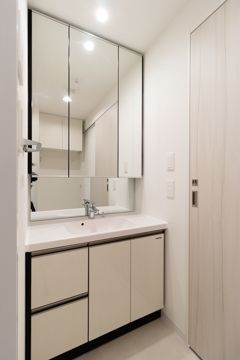 墨田ＭＩＫＡＧＥの独立洗面台