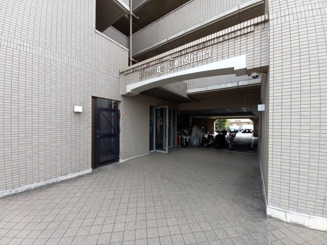【エントランス】プレステージ津島　【商談中】