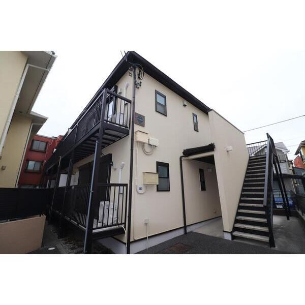 ライズ新杉田の外観