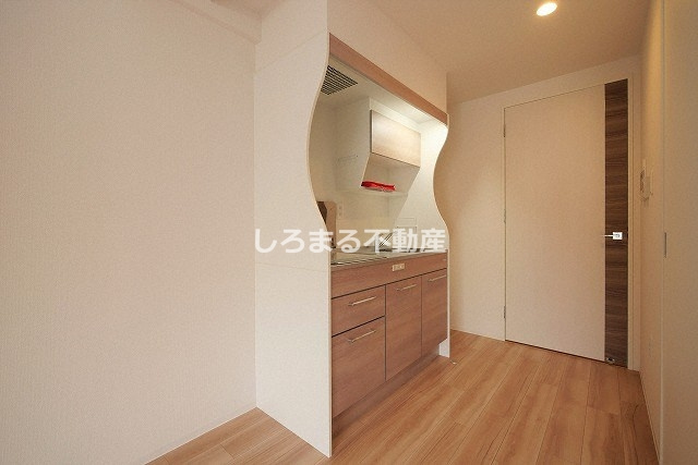 セレニテ本町東リアンのキッチン