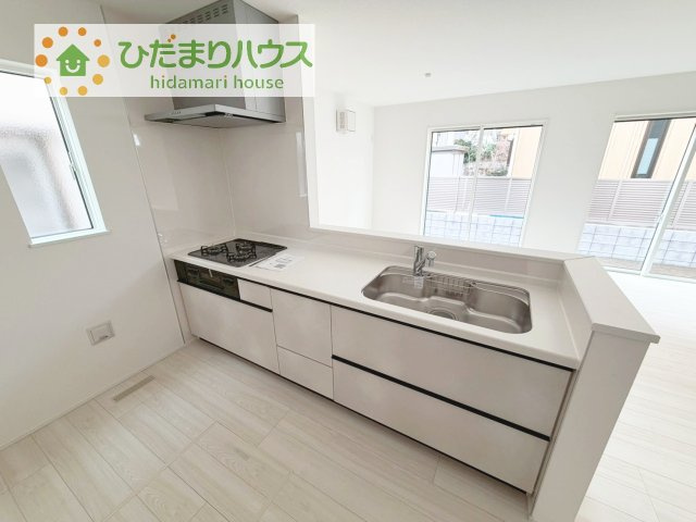 【キッチン】 | 我孫子市並木7丁目第１期　新築戸建　2号棟 | 料理をしながらでも、ご家族との会話を楽しめる対面式キッチン♪