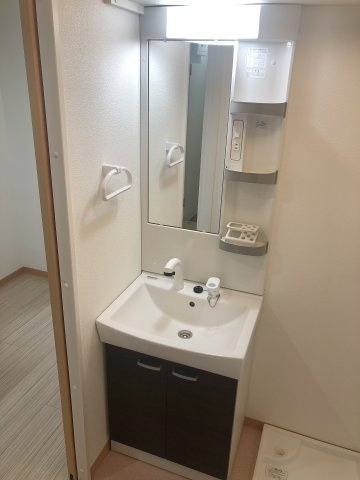 インフィニティの洗面所