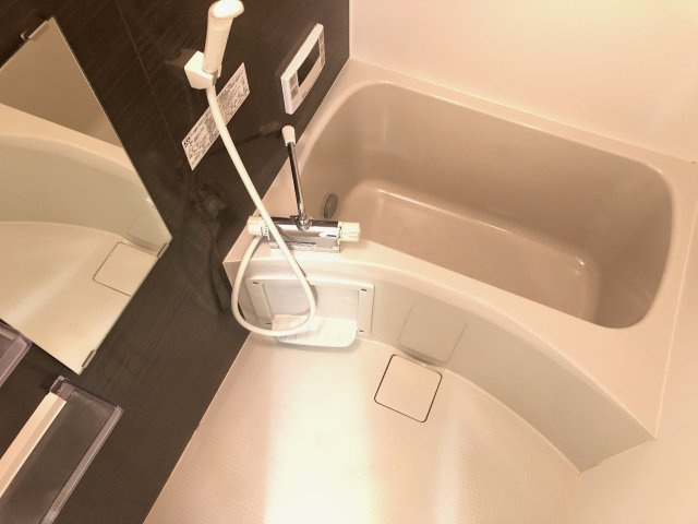 インフィニティの浴室