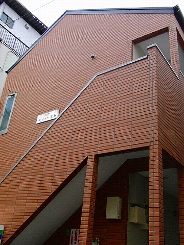 シャトー王子のエントランス|エントランス